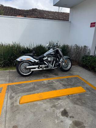 HARLEY-DAVIDSON SOFTAIL FAT BOY 114 HARLEY-DAVIDSON SOFTAIL FAT BOY 114